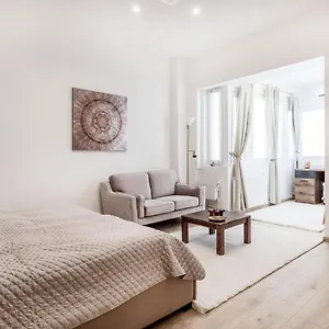 Viktoria Design , Budapest Hungary
