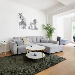  Apartment Global Living - Design I I Beamer I Kitchen I Terrace I